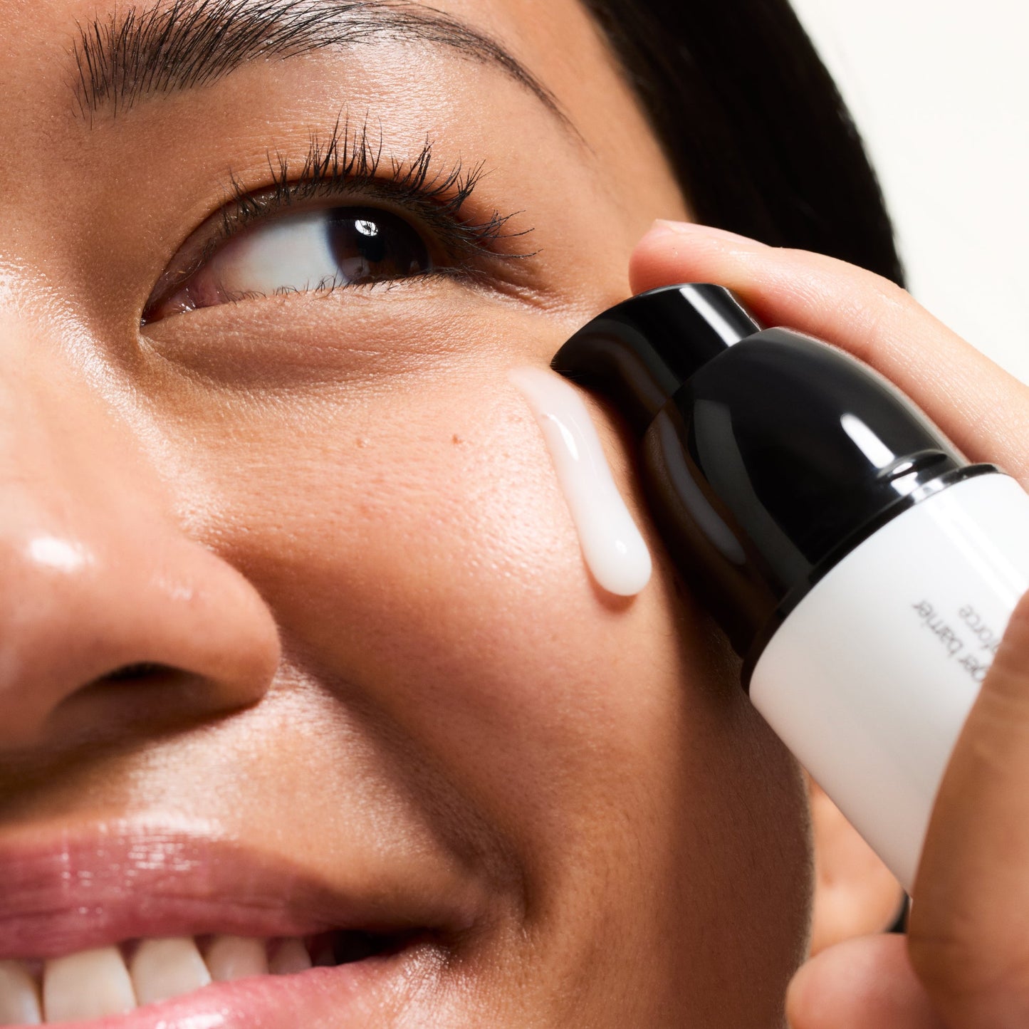 ectoin-hydro-barrier-serum-v3 Ectoin-Globals_Texture-bottle.jpg