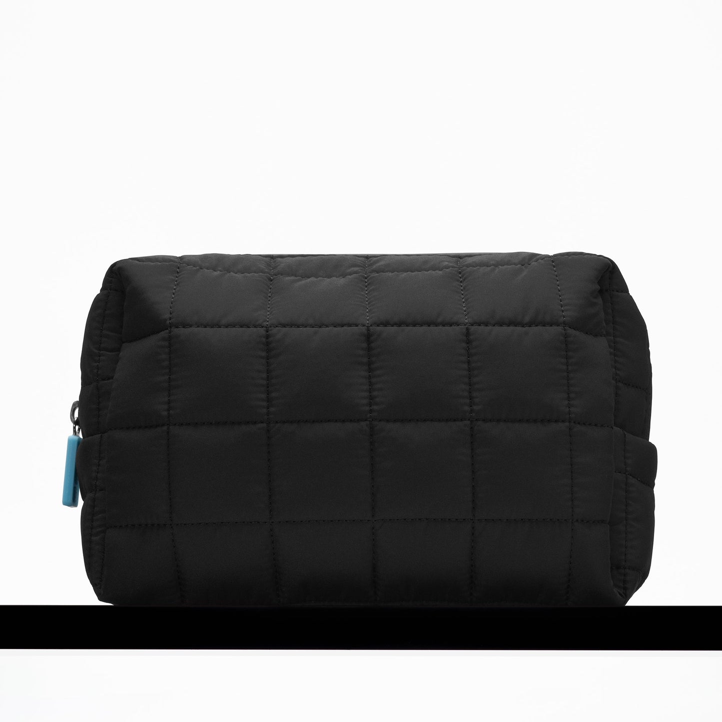 the-inkey-list-washbag-k4 washbag-hydration-04.jpg